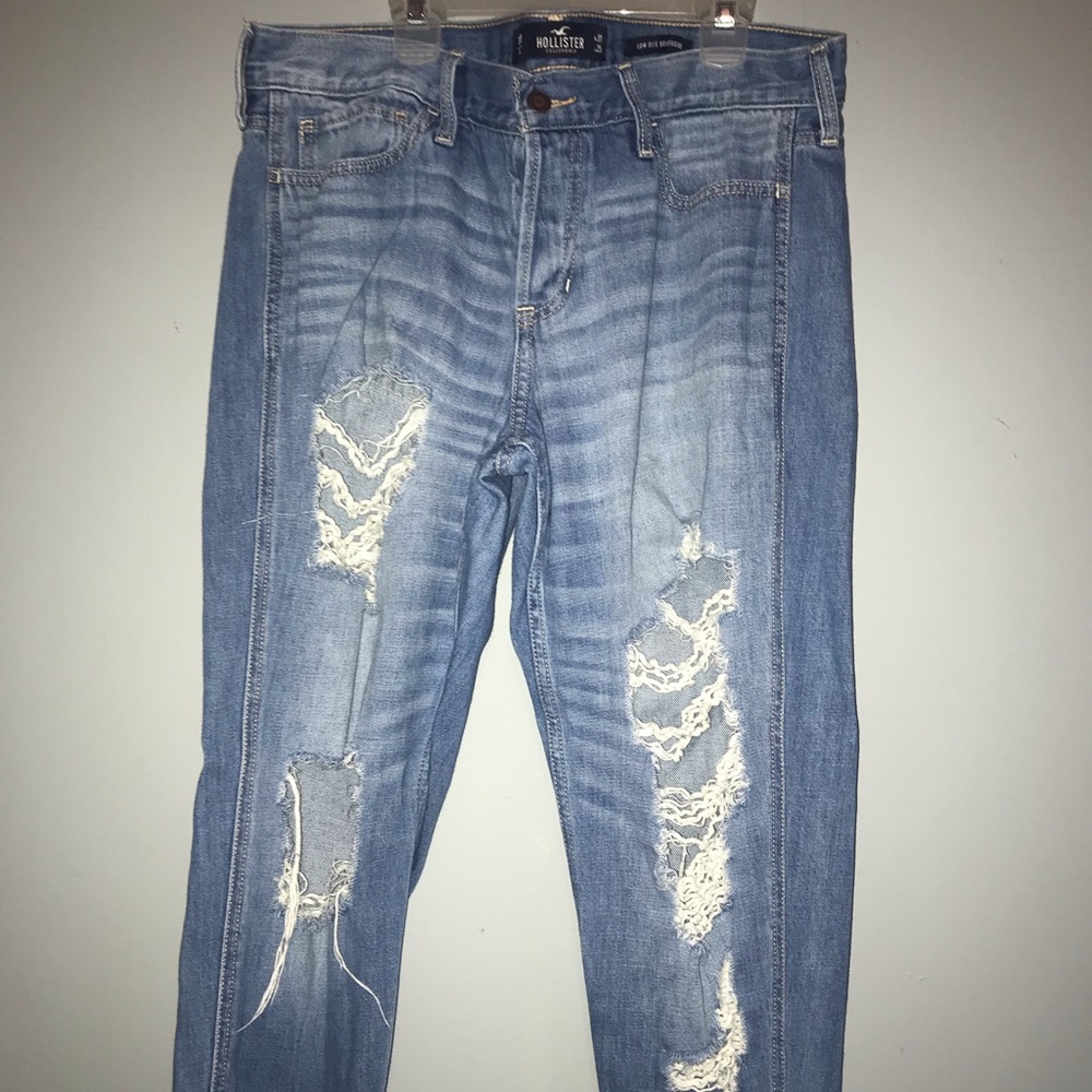 .Hollister low rise boyfriend jeans 13R w31 L25